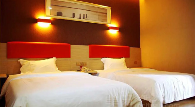 7 Days Premium Kunming New Asian Sports City Subway Station, Rezerwuj Hotel Hotele w Kunming z parkingiem, Parking
