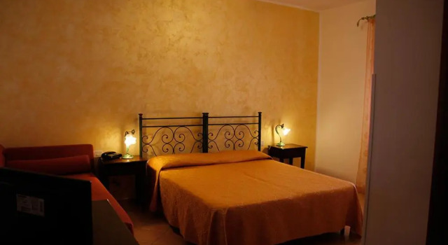 Abbadia, Book Hotel Hotels in Sicily with Parking, Parking