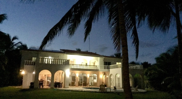 Baoba Breeze Bed & Breakfast, Varaa Hotelli Cabrera Dominikaaninen tasavalta