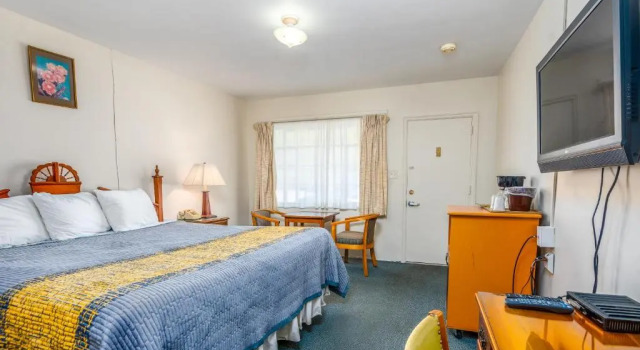 Номер Standard Parkway Inn