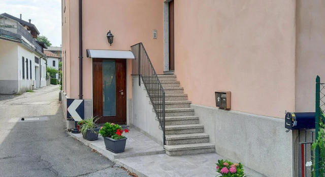 Cosia Creek, Prenota Hotel Hotel a Como con parcheggio, Parcheggio