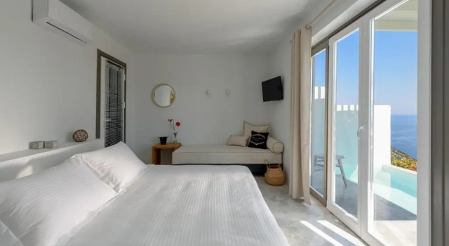Номер Deluxe Althea Traditional 4star Hotel