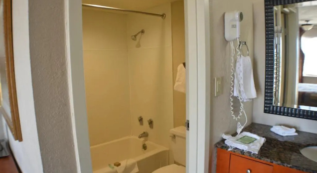 Двухместный номер Economy The Lodge at Russell - Russell Inn
