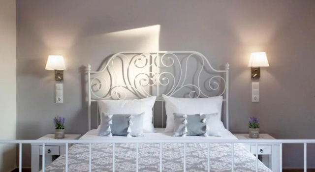 Апартаменты с частичным видом на море Lilly Apartments