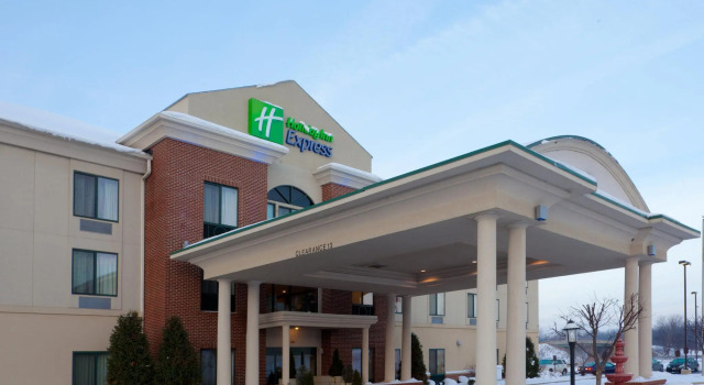Двухместный номер Standard Holiday Inn Express Newton Falls by IHG