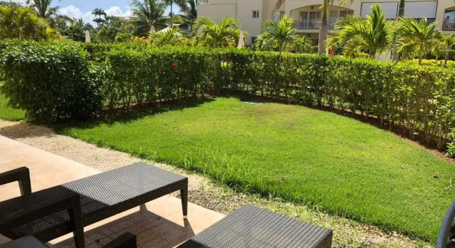 Beautiful One Bedroom unit with pool and Beach club in a Golf Project, Book Hotel Bavaro Punta Cana
