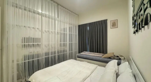 Апартаменты Central 1BHK in Dubai Hills. Burj View
