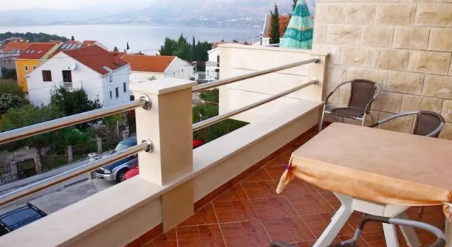 Студия с балконом Apartments Miljas