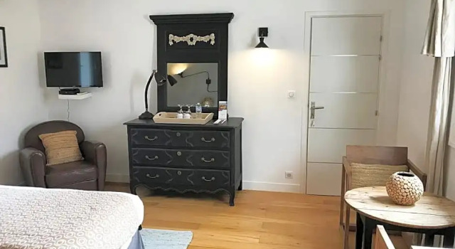 Bastide Nomade - guest house, Забронировать Отель «постель и завтрак» Сен-Поль-де-Ванс Приморские Альпы