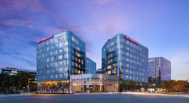 Crowne Plaza Shanghai Hongqiao by IHG