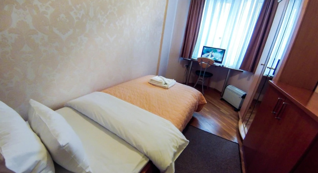 Suite duplex cu balcon Orange Inn Hotel