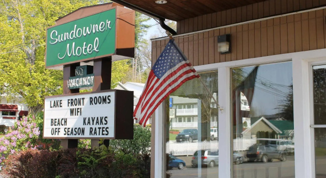 The Sundowner on Lake George, Buchen Sie Gasthaus Mini-Hotels in New York State, Gasthaus