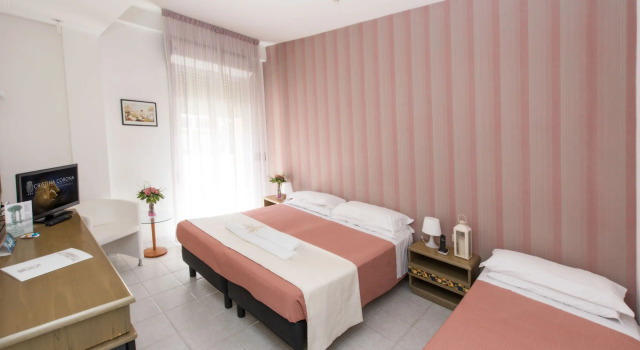 Hotel Cristina Corona