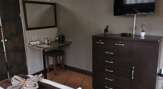 Номер Classic Aerotropolis Guest Lodge