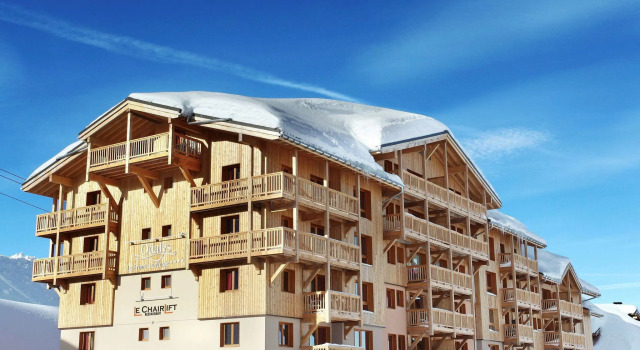 Modern apartment on the slopes in the extensive Paradiski