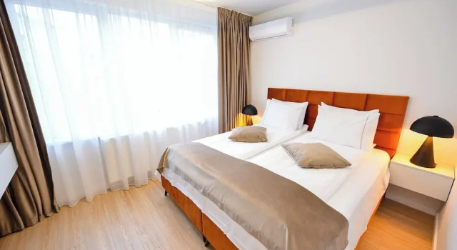 Twin II Apartment - One Bedroom - Cismigiu Gardens, Забронировать Апартаменты/квартира Бухарест Muntenia, рядом с Музей коллекций произведений искусства