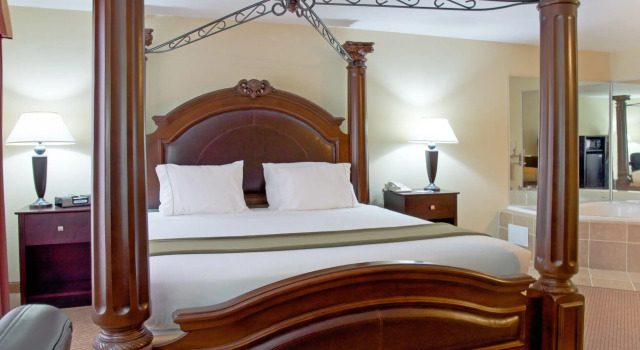 Двухместный люкс Express Inn Leesville Ft Johnson, SureStay Collection by Best Western