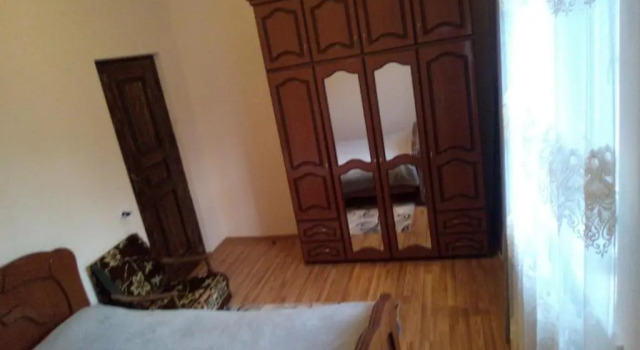 Garni family house B&B, Забронировать Отель «постель и завтрак» Отели Котайкская области с бассейном, Бассейн