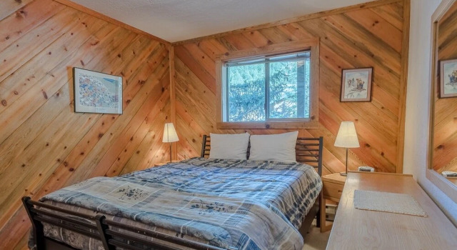 Smokey Plaza Condominium 1 By Redawning, Buchen Sie Ferienwohnung Ketchum Sun Valley, in der Nähe von Flying Squirrel