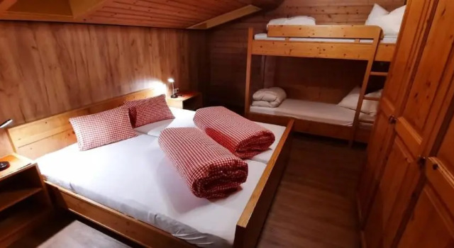 Ferienwohnungen Pension Prünster