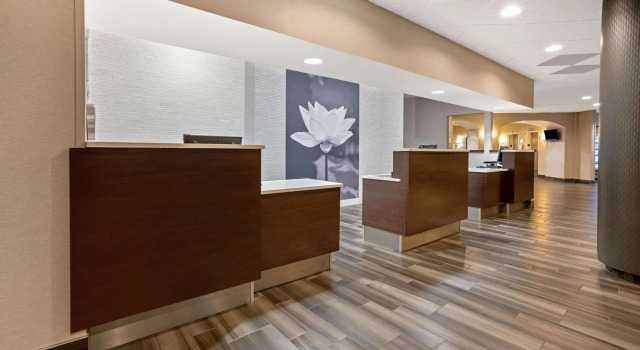 La Quinta Inn & Suites by Wyndham Tacoma - Seattle
