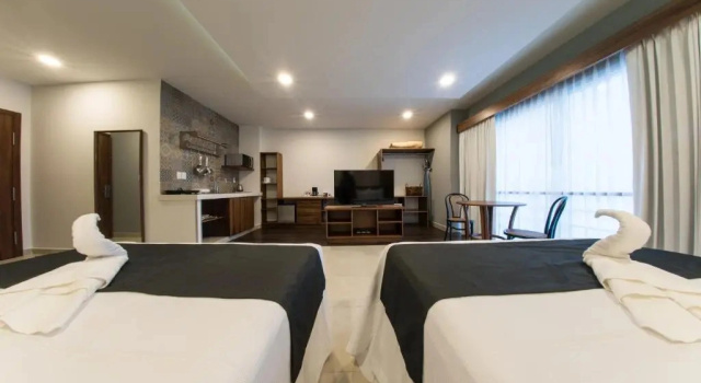 Четырёхместный люкс Superior Hotel Clipperton