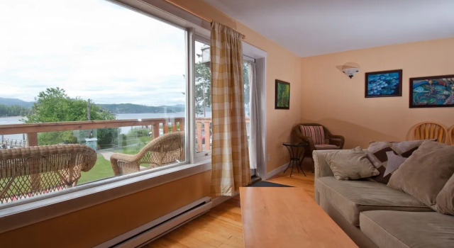 Апартаменты с 2 комнатами с балконом Heriot Bay Inn