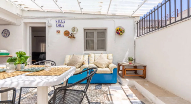 House Lola Deltebre