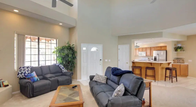 3 Mi to Lake Havasu: Luxe Home w/ Pool & Spa!