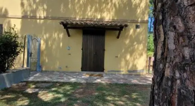 Il Gelso Nero II, Rezervovat Hotel Ancona 