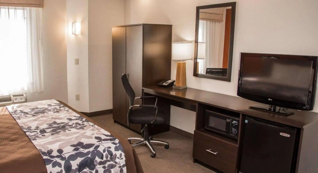 Двухместный номер Sleep Inn & Suites at Concord Mills