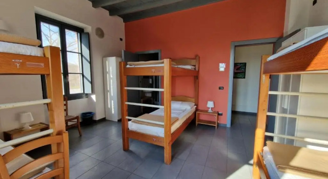 Bett im Wohnheim B&B e Ostello, Parco di Monza, CASCINA COSTA ALTA