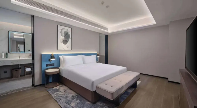 Двухместный люкс Deluxe Hilton Garden Inn Ji'nan High-Tech Zone