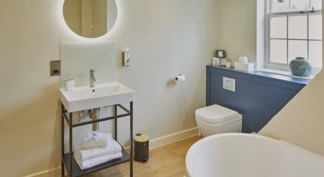 Трёхместный номер Standard Full Moon Inn Rudge