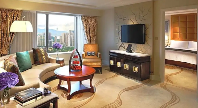 4 người Phòng Suite Junior Conrad Macao, Cotai Central