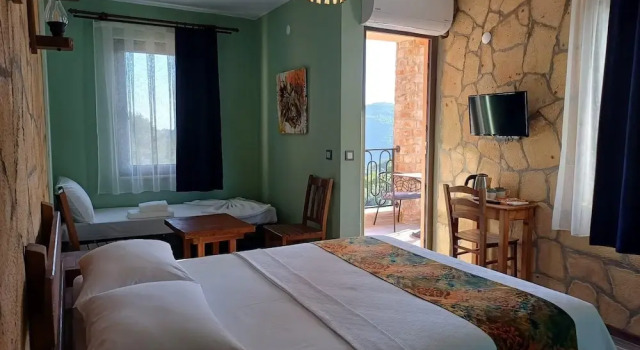 İda Lythos, Rezerwuj Hostel Hotele w Ayvacik ze śniadaniem, Śniadanie