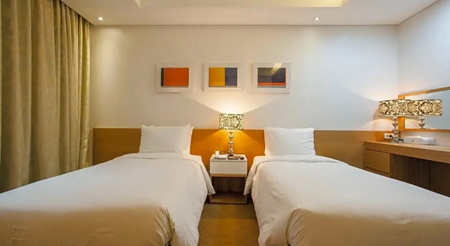 Номер Standard Hotel Pharos