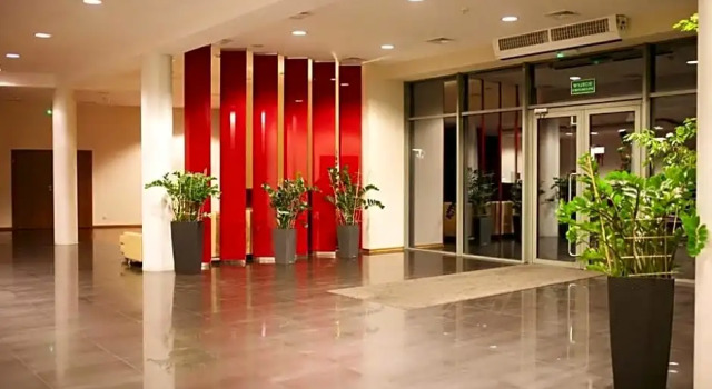 Hotel Hi-Fi Spa, Varaa Lomakeskus SPA-hotellit kohteessa Suur-Puola, SPA