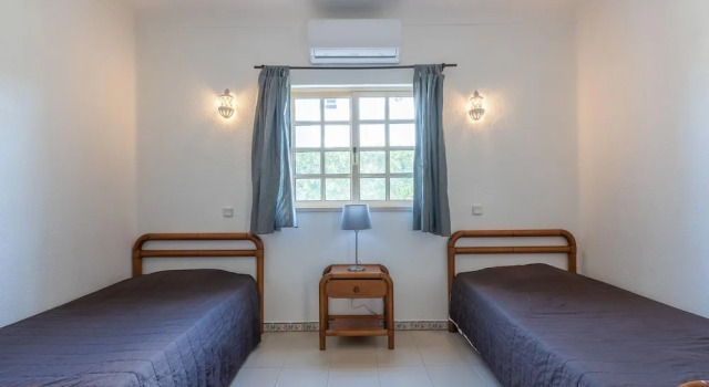 Villa Baltin With 4 Bedrooms and 3 Bathrooms