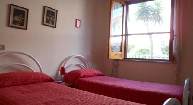 Villa Magnolia Appartamenti, Reserva ahora Villa Nicotera Calabria