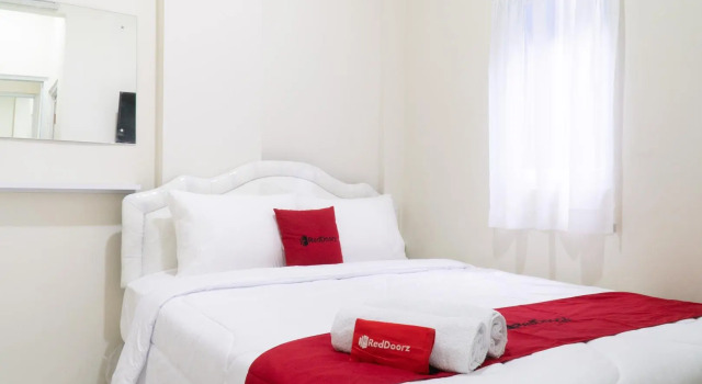RedDoorz @ Garden Boulevard Citra Raya Tangerang, Rezervovat Hotel Legok West Java