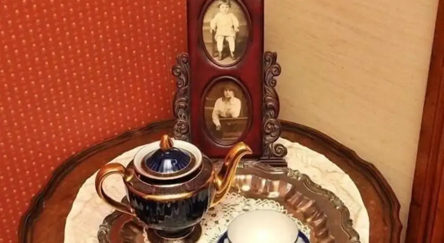Трёхместные апартаменты с балконом Victorian Loft Bed and Breakfast