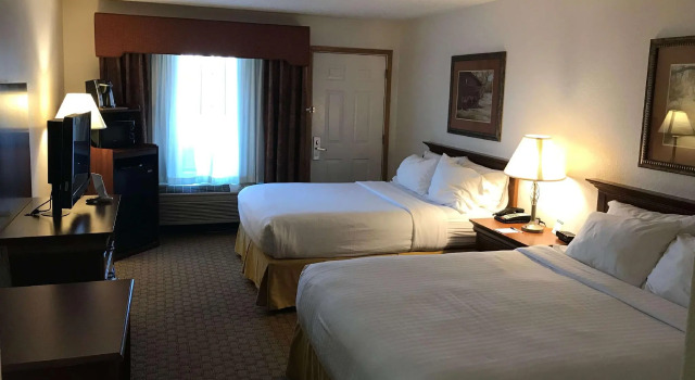 Четырёхместный номер Standard Comfort Inn & Suites Ogallala
