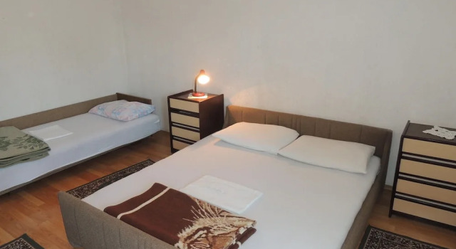 Apartments Dragica, Prenota Appartamento Hotel a Isole Quarnerine con parcheggio, Parcheggio