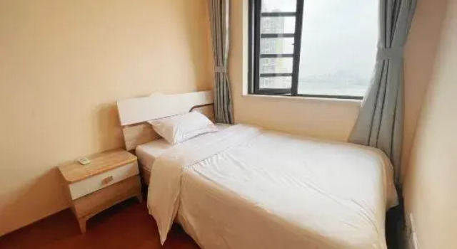 Люкс с 3 комнатами с балконом и с видом на море Yue Seaview Apartment Zhangzhou