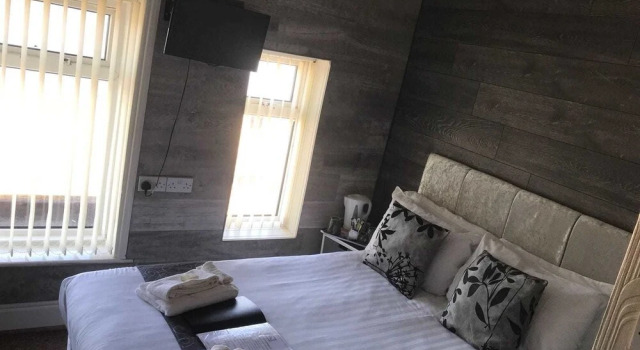 Residency hotel and Bar, Забронировать Отель Отели Ланкашир 3 звезды, 3*