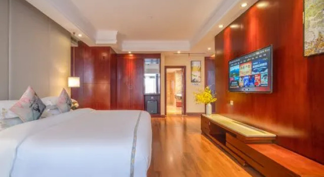 Люкс Executive Hengyuan Hotel (Baise Hengji Plaza)