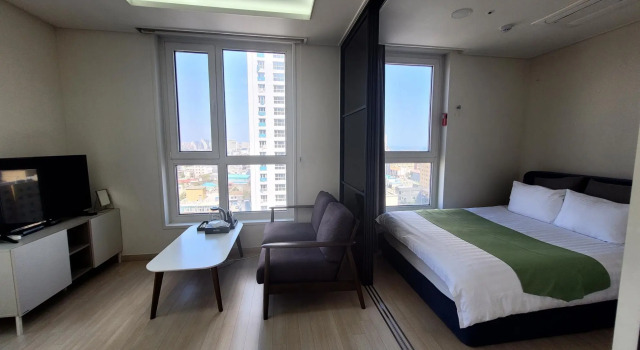 Sokcho Reumiereu Pension, Boek Hotel Hotels in Gangwon-Do met parkeren, Parkeren