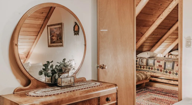 Baker Rim Cabin 17 - A Rustic Family Cabin With Modern Features, Book Hotel 3-stjernede hoteller i Glacier, 3*