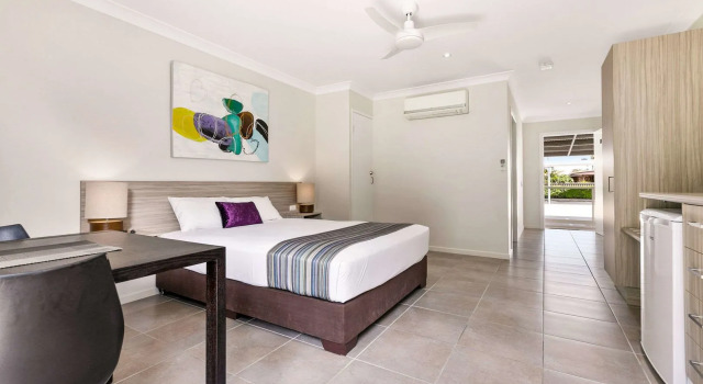 Beachside Boutique Motel Mackay, Book Motel Mackay Queensland